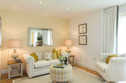 Ground floor 1 bedroom apartment image 2