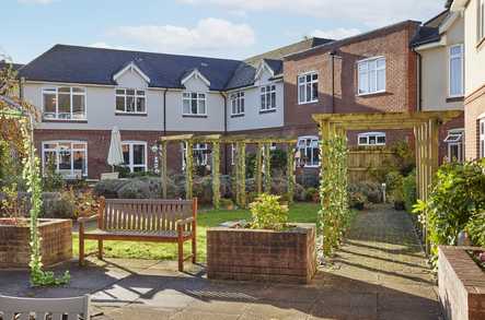 Stowford House Care Home Care Home Abingdon  - 5