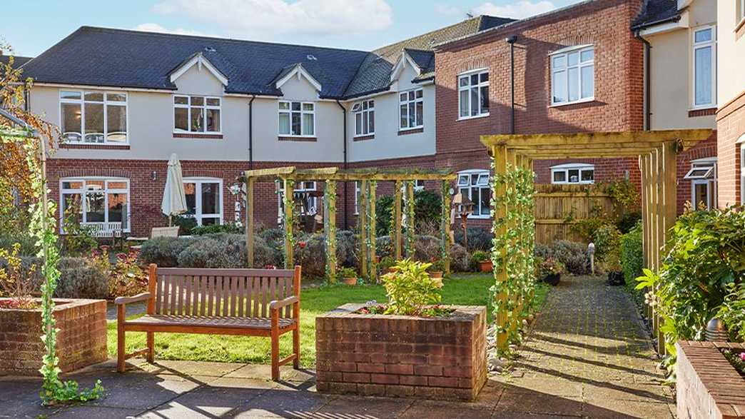 Stowford House Care Home Abingdon buildings-carousel - 4