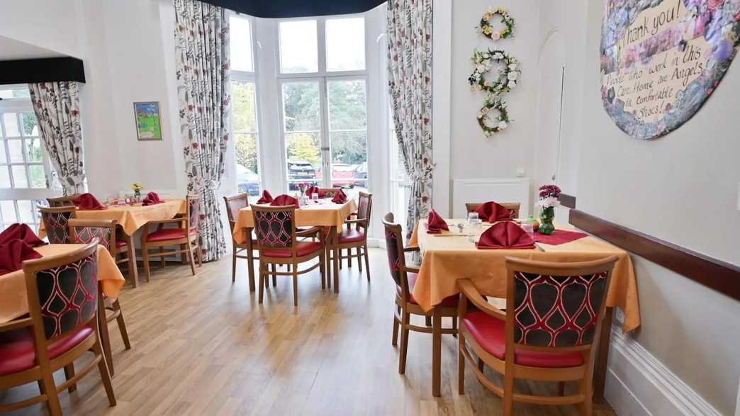 Stratton House Care Home Bath meals-carousel - 1