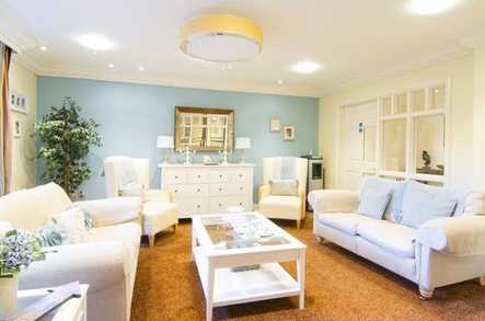 Sway Place Care Home Lymington  - 4