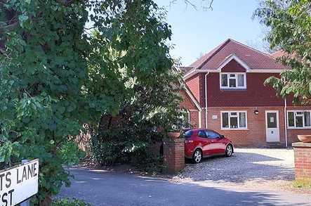 Sycamore Cottage Rest Home Limited Care Home Basingstoke  - 1