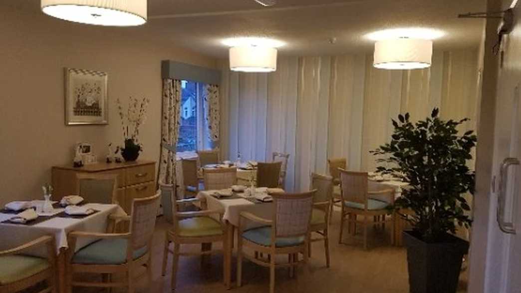 The Rowans Care Home Care Home Coalville meals-carousel - 1
