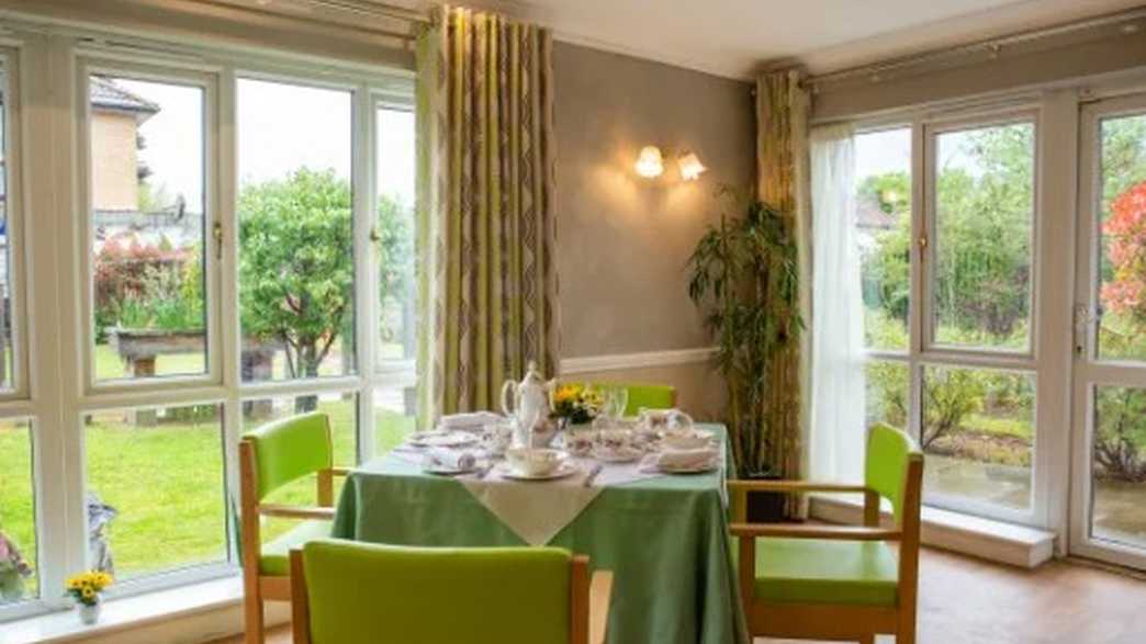 The Royal Care Home Doncaster meals-carousel - 3