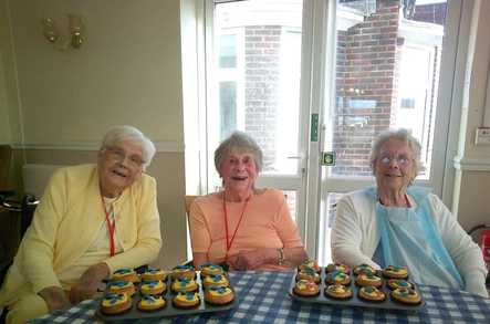 Tenchley Manor Nursing Home Care Home Chichester  - 4