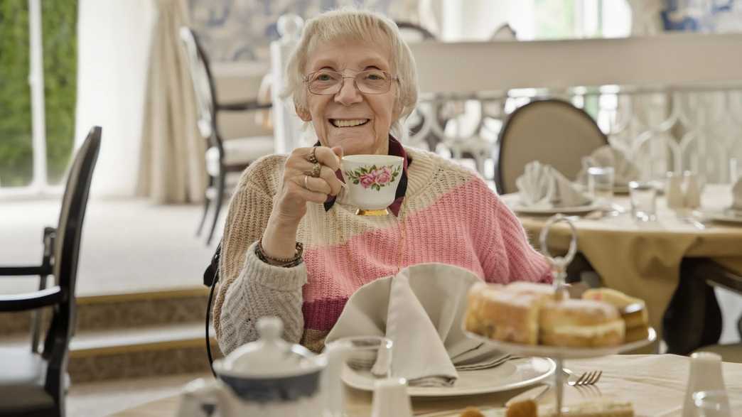The Granby Care Home Harrogate activities-carousel - 4