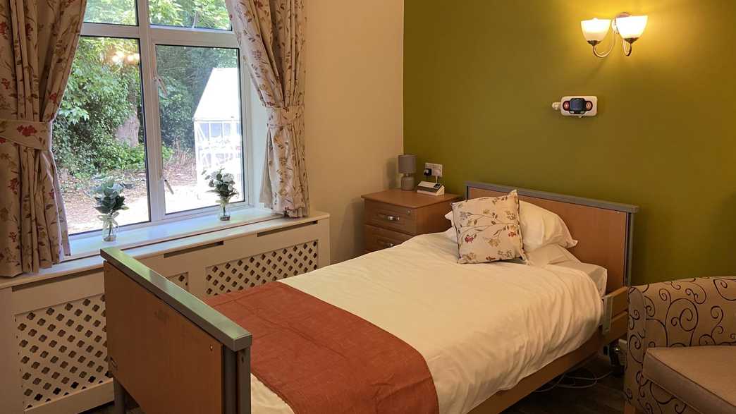 The Limes Care Home Stratford Upon Avon accommodation-carousel - 1