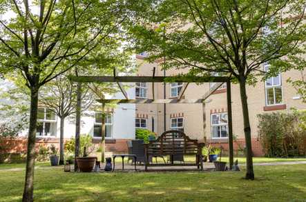 The Belvedere Care Home Stockport  - 4