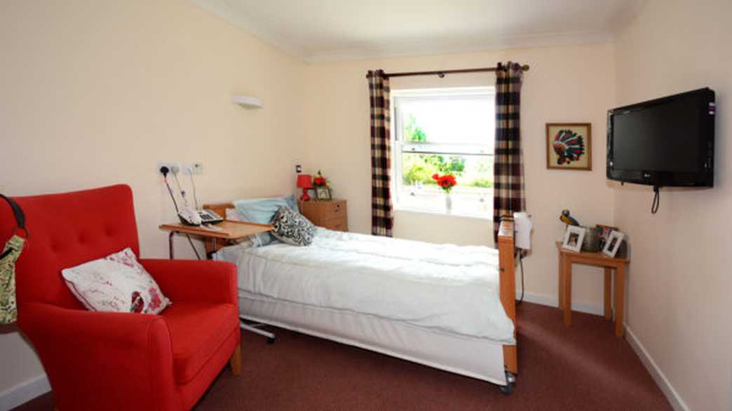 The Knoll Nursing Home (Yeovil) Limited Care Home Yeovil accommodation-carousel - 3