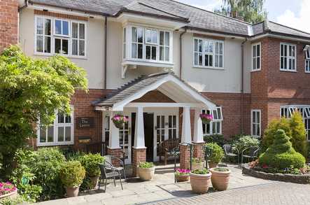 The Lawns Residential Care Home Care Home Leicester  - 1
