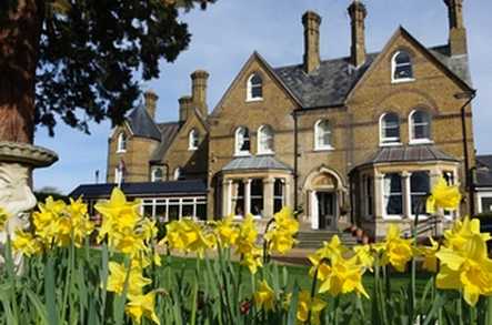 The Lindens Care Home Care Home Stoke Hammond  - 1