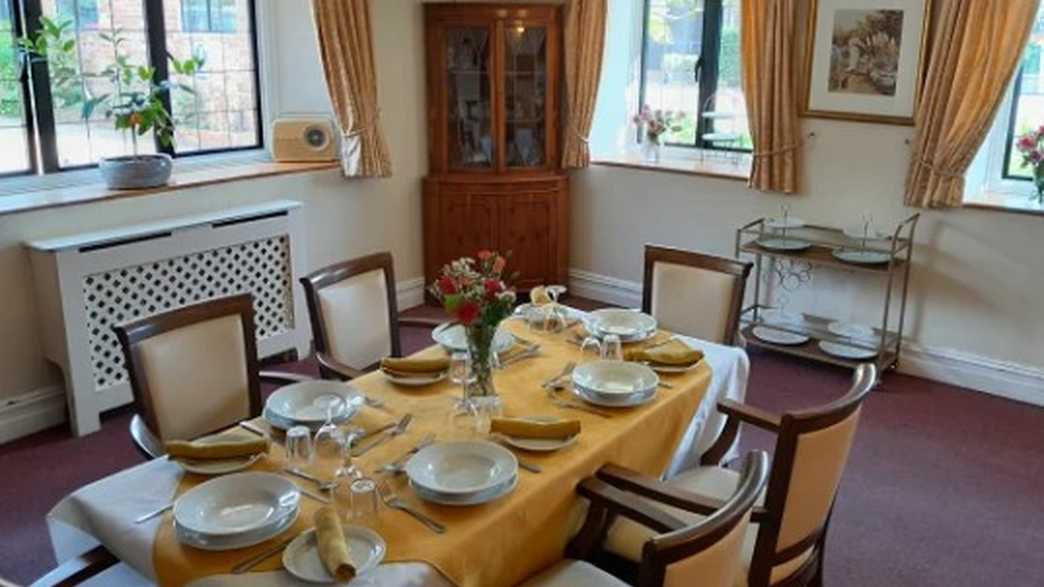 The Malthouse Care Home Care Home Gillingham meals-carousel - 1