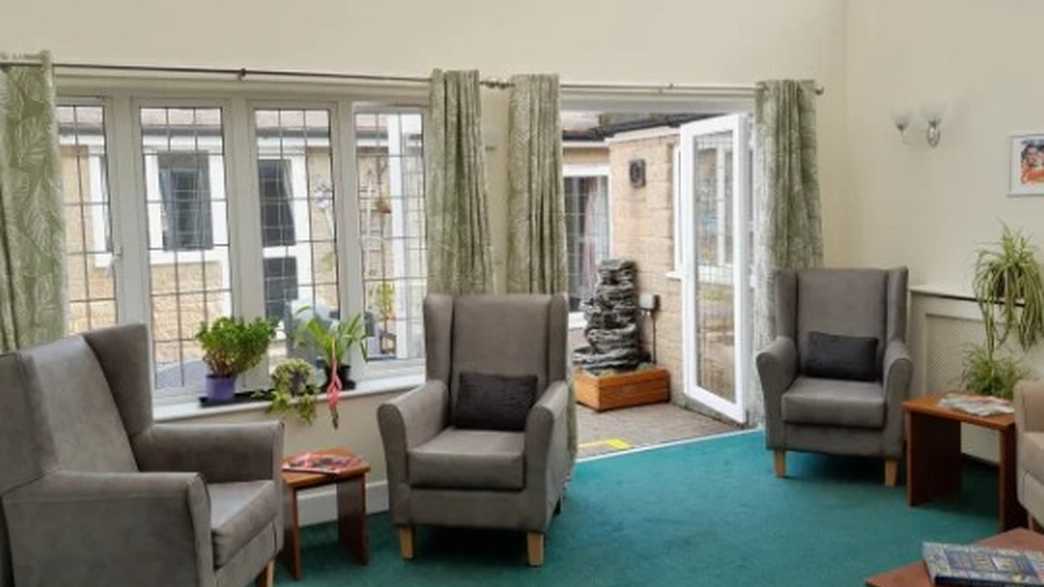 The Malthouse Care Home Care Home Gillingham buildings-carousel - 4