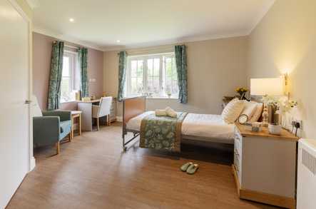 The Manor Nursing Home Care Home Windsor  - 2