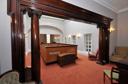 The Manor House Care Home Care Home Wirral  - 5