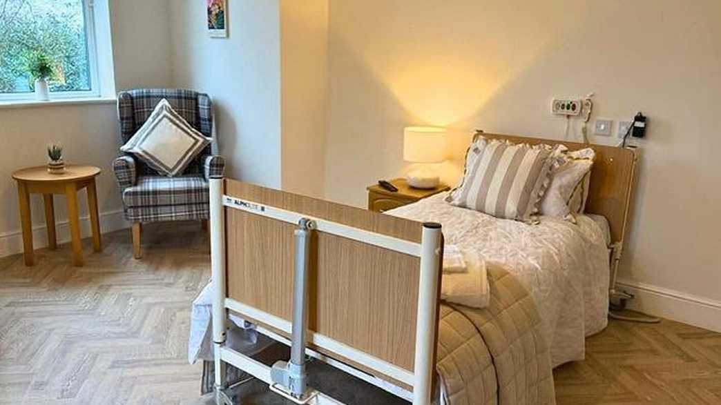 The Manor House Residential Care Home Care Home Cottingham accommodation-carousel - 2