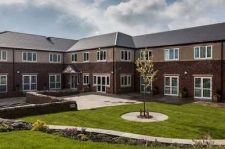 The Oakes Care Centre Care Home Huddersfield  - 1