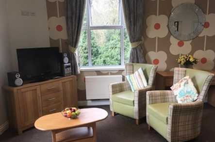 The Oaks Care Home Care Home Colchester  - 5