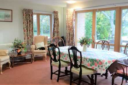 The Malthouse Care Home Care Home Gillingham  - 3