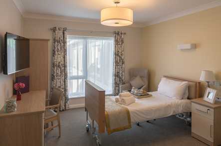 The Potteries Care Home Broadstone  - 3
