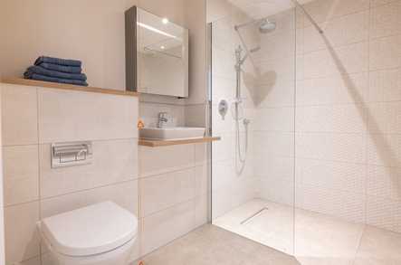 Spacious 2-bed shared ownership apartment with balcony - Type B3 image 3