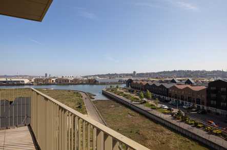 Spacious 2-bed shared ownership apartment with balcony - Type B3 image 4