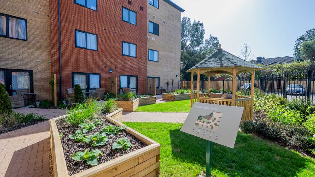 The Wickets Care Home Southampton buildings-carousel - 18