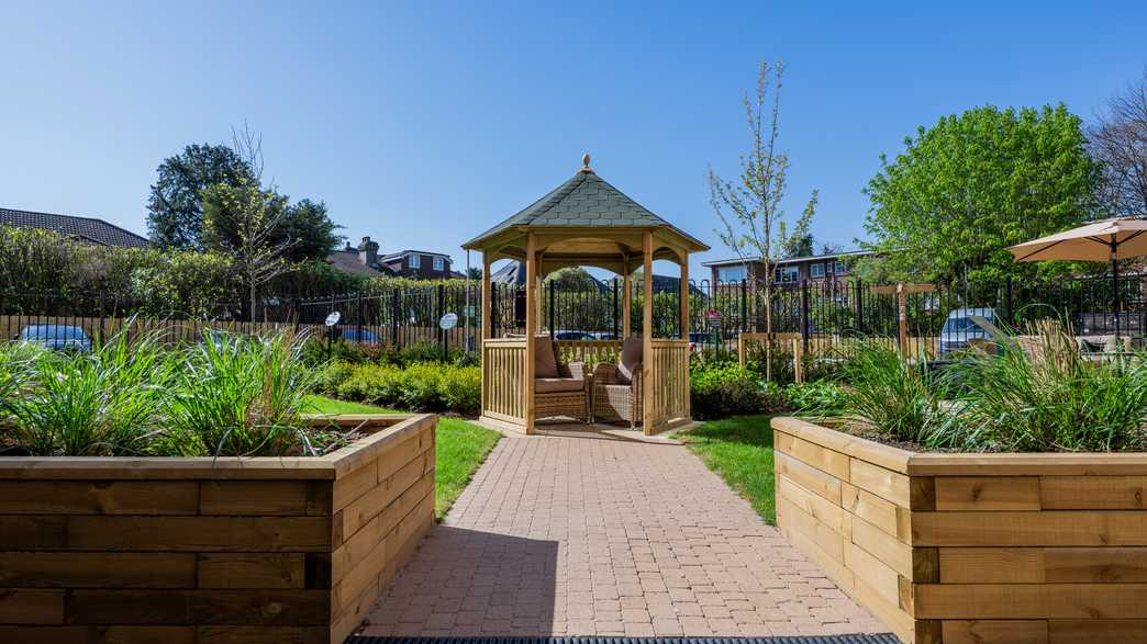 The Wickets Care Home Southampton buildings-carousel - 19