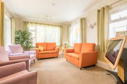 The Willows Care Home Ipswich  - 4