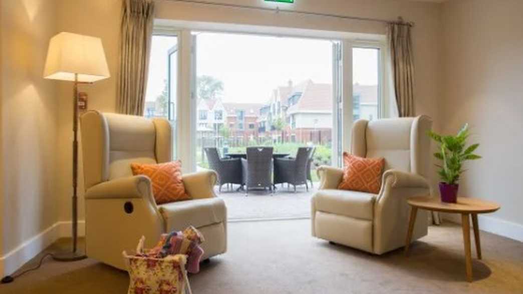 The Goldbridge Care Home Haywards Heath buildings-carousel - 10