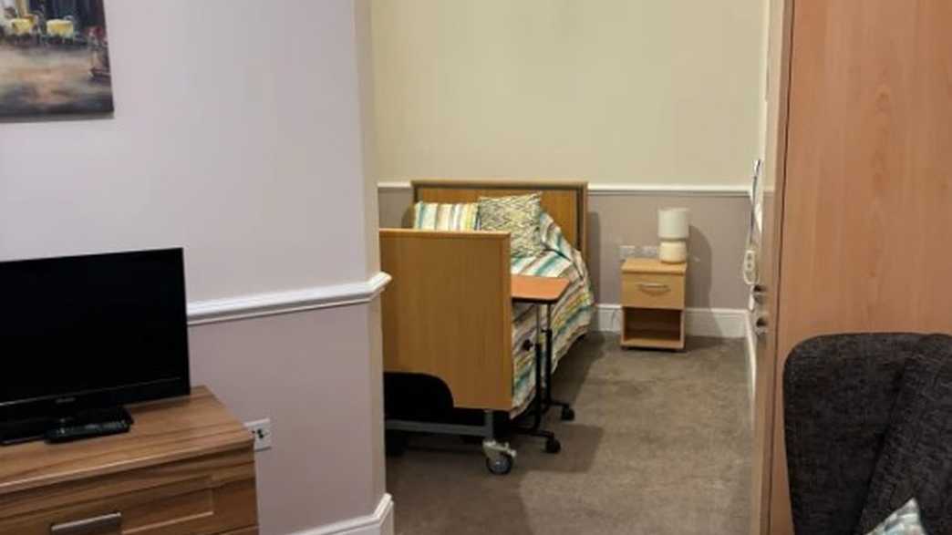 The Grove Residential Home Care Home Maidstone buildings-carousel - 2