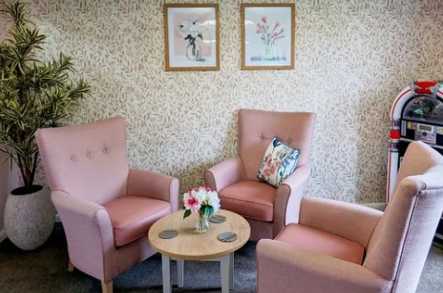 The Rowans Care Home Care Home Coalville  - 2