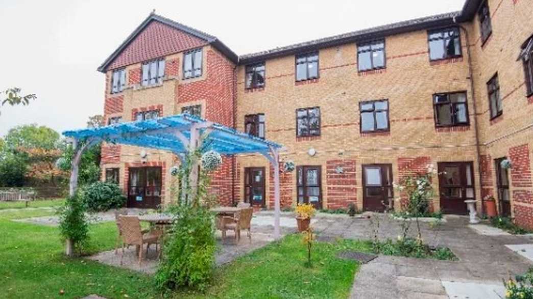 The Sidcup Care Home Care Home Sidcup activities-carousel - 3