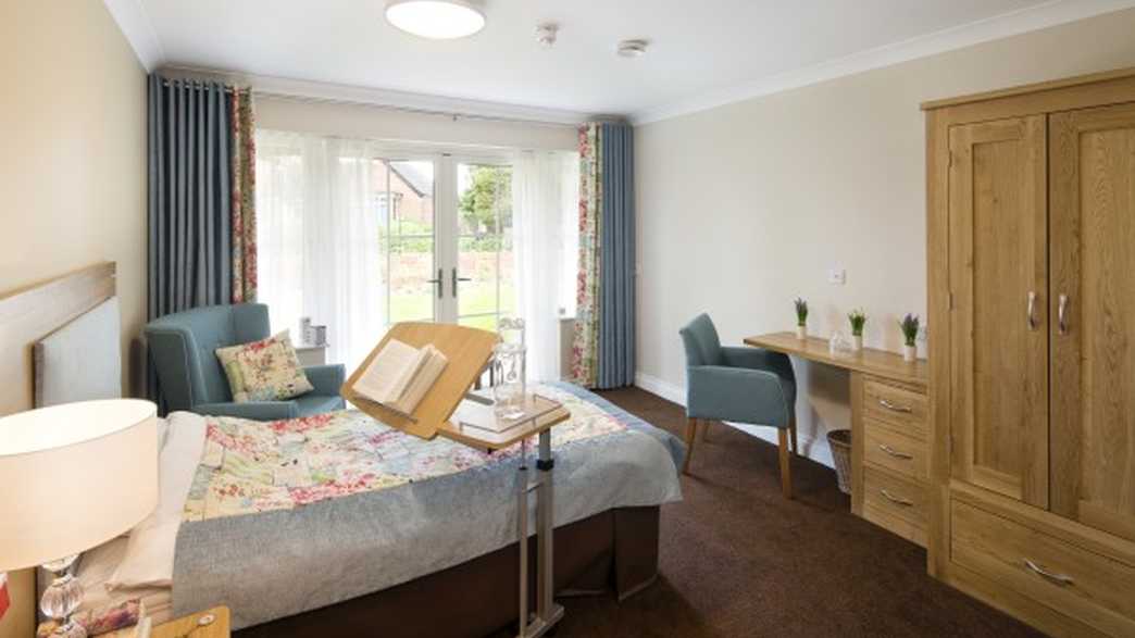 Tonbridge House Care Home Care Home Tonbridge accommodation-carousel - 1