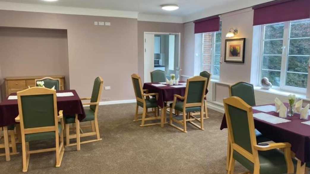Trentham House Care Home Care Home Stoke-on-trent meals-carousel - 2