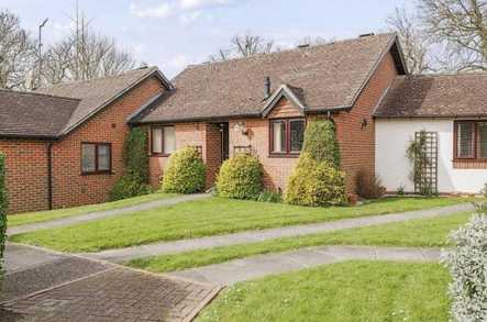 One-Bedroom Bungalow image 1