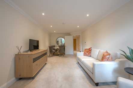 Apartment 38 image 1