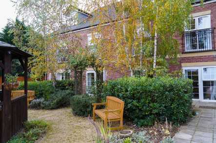 Upton Dene Residential and Nursing Home Care Home Chester  - 5