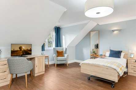 Upton Manor Care Home Poole  - 3