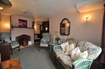 Valerie Manor Care Home Steyning  - 3