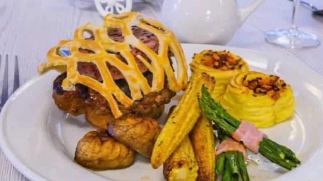 Victoria Manor Nursing Home Care Home Edinburgh meals-carousel - 2