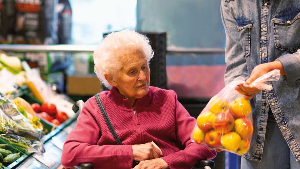 Visiting Angels Manchester East (Live-In Care) Live In Care Oldham meals-carousel - 3