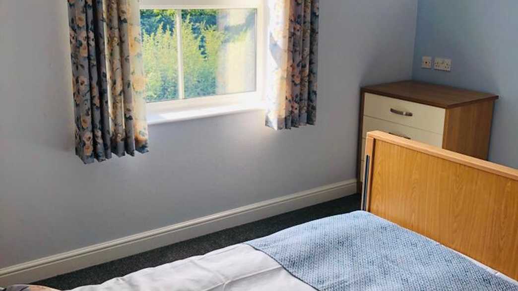 Willow Bank Care Home Care Home Bradford accommodation-carousel - 3