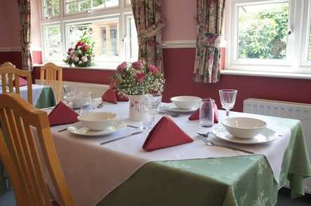Lovat House Residential Care Care Home Wokingham  - 3