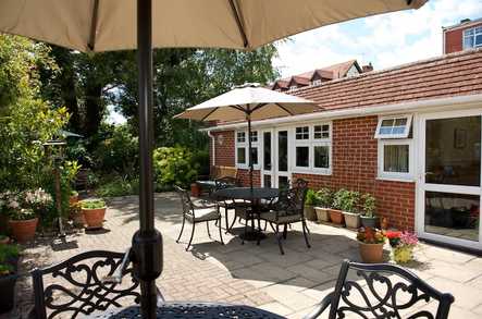 Lovat House Residential Care Care Home Wokingham  - 2