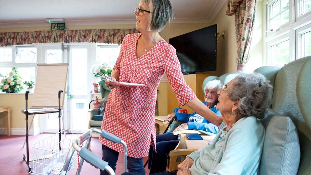 Lovat House Residential Care Care Home Wokingham activities-carousel - 2