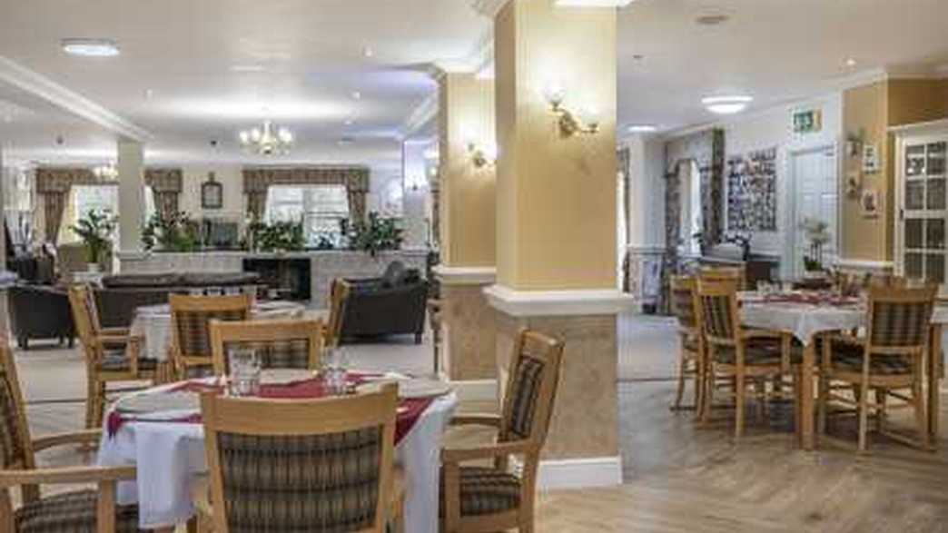 Waterbeach Lodge Care Home Cambridge buildings-carousel - 2