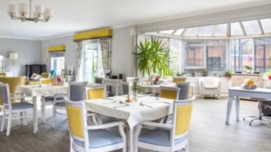 Woodlands View Care Home Care Home Stevenage meals-carousel - 2