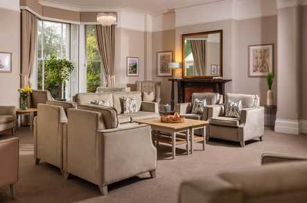 Walstead Place Care Home Care Home Haywards Heath  - 2