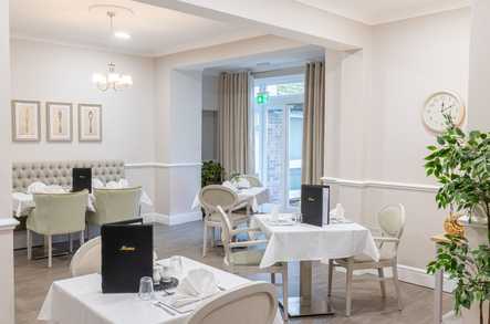 Walstead Place Care Home Care Home Haywards Heath  - 3